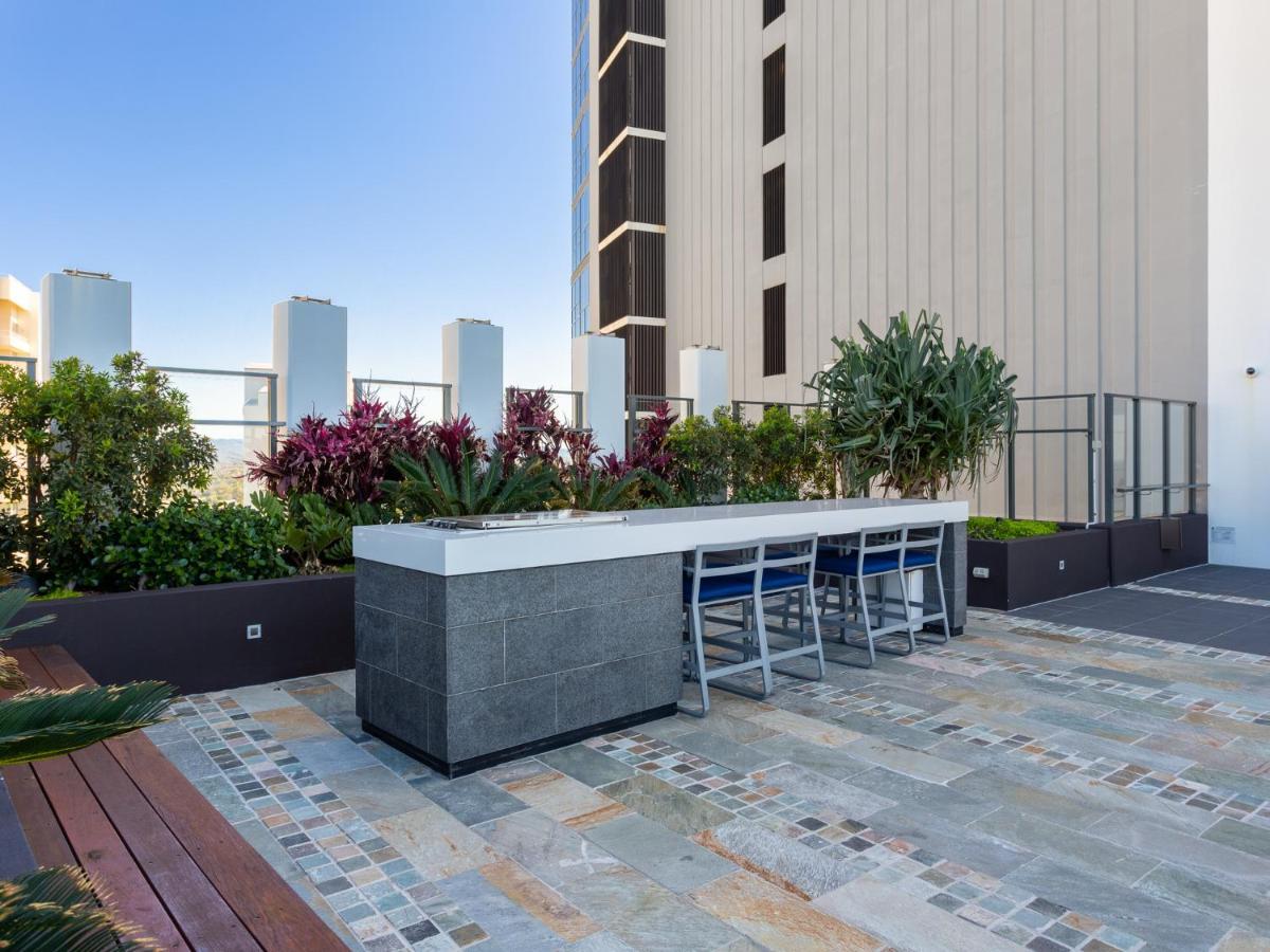 Serain Residences On Surfers Gold Coast Buitenkant foto