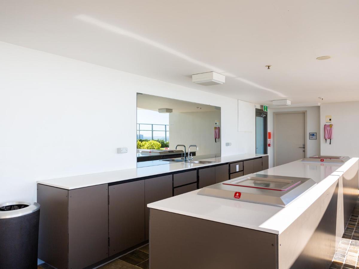 Serain Residences On Surfers Gold Coast Buitenkant foto