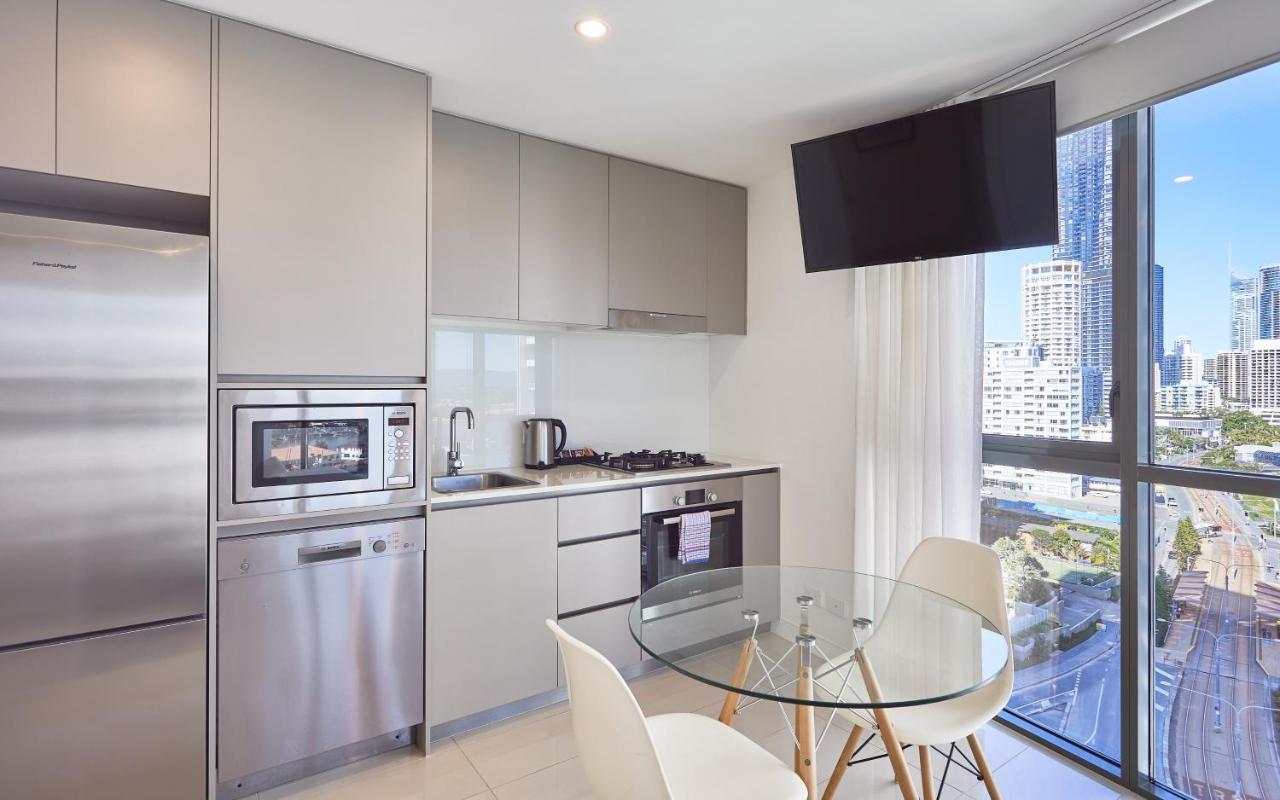 Serain Residences On Surfers Gold Coast Buitenkant foto